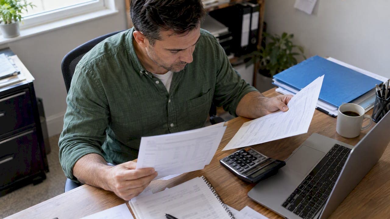 Merchant Cash Advance Underwriting: Small Firms, Bring 3–6 Months